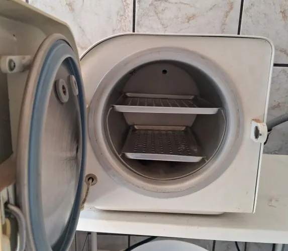 Autoclave 12 ltrs