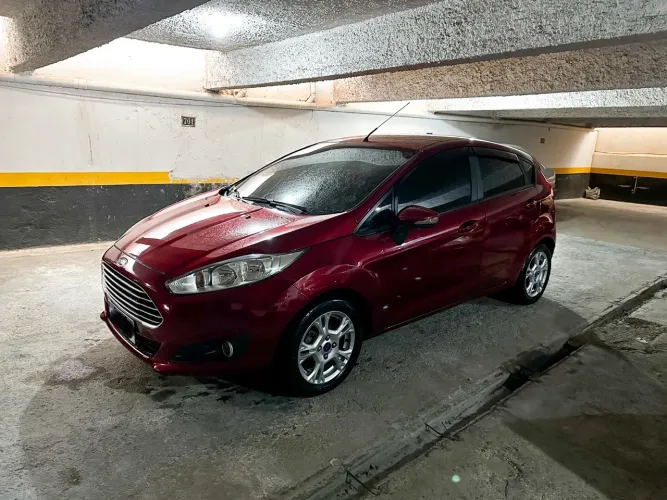 Ford Fiesta SE 1.6 8V Flex 5P 2014
