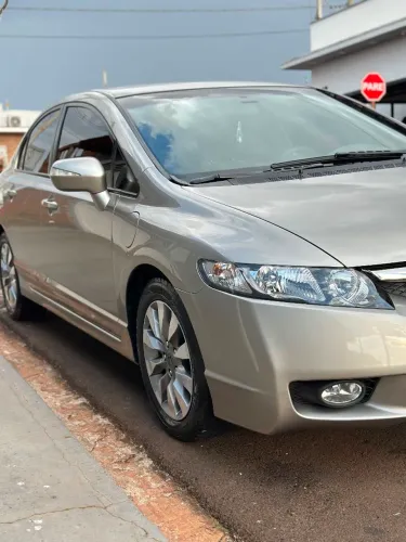 Honda Civic Sed. Lxl/ LXL SE 1.8 Flex 16V Aut. 2011