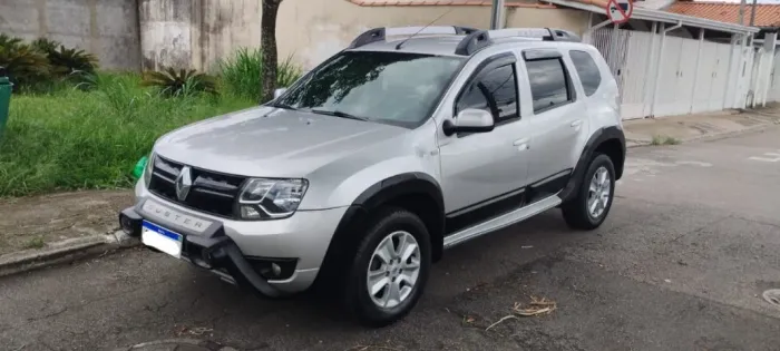 Renault Duster Dynamique 2.0 Hi-flex 16V Aut. 2016
