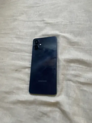 vendo cllr A06 em boas condições 