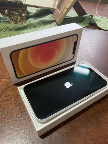 iPhone 12 Pro branco - 128 GB