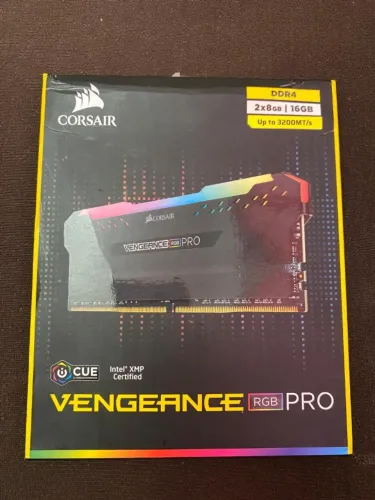 Kit de memória Corsair Vengeance RGB pro 2x8 =16 Gb