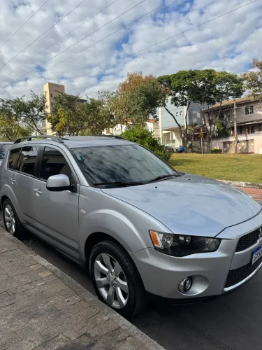 Mitsubishi Outlander 2.0 16V 160cv Aut. 2012