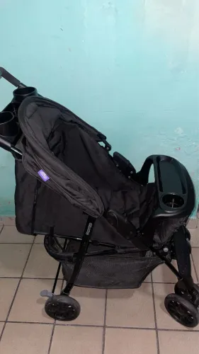 carrinho de bebê
