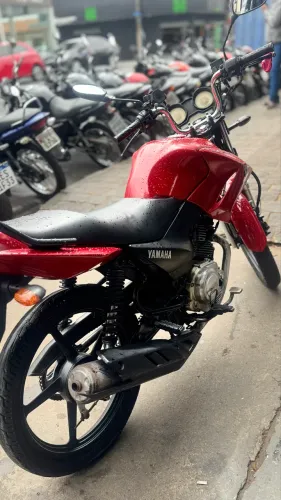 Vendo factor 125 modelo 2014