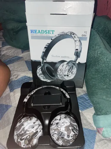Vende-se fone de ouvido