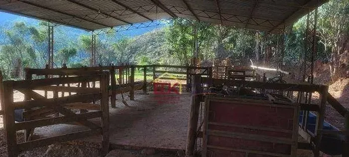 Sítio com 3 dormitórios à venda, 290000 m² por R$ 1.500.000,00 - Centro - Potim/SP