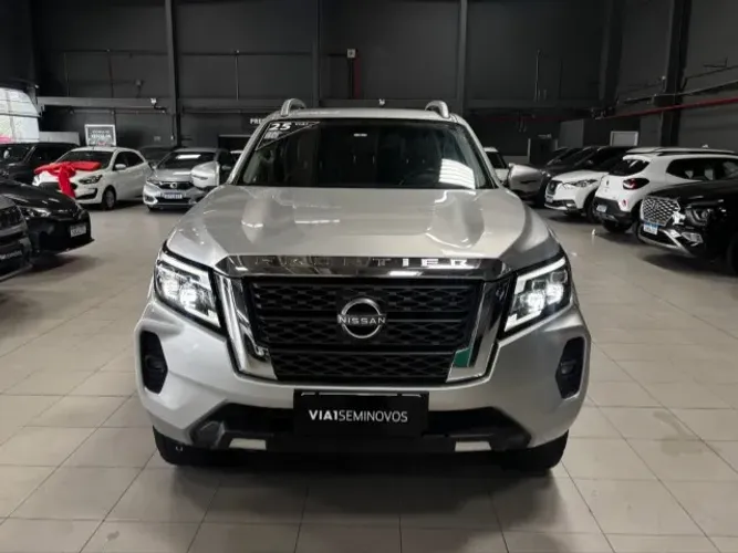 Nissan Frontier XE CD 4X4 2.3 Bi-TB Diesel Aut. 2025