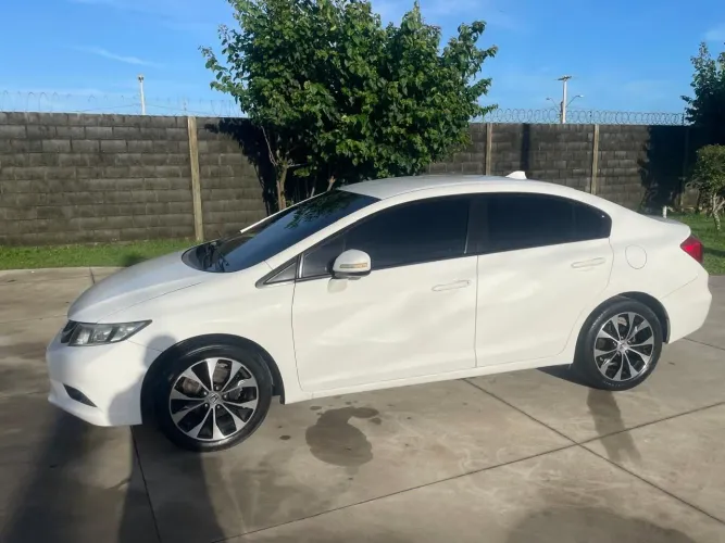 Honda Civic Sedan LXR 2.0 Flexone 16V Aut. 4P 2016