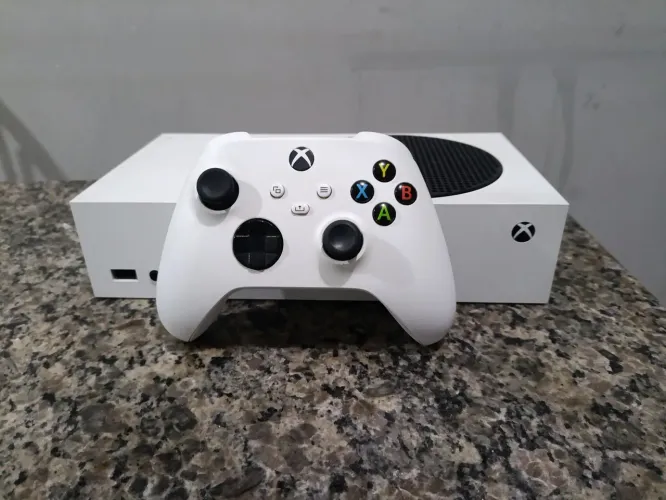 Xbox Series S 512GB + 1 Controle Original