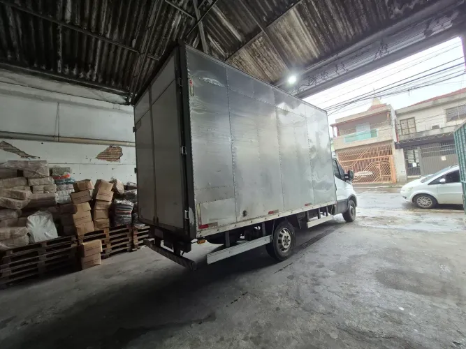 Iveco Daily Chassi 35-150 Curto 3.0 (die.)(e5) 2021