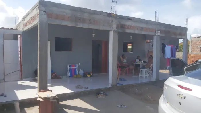 Casa a venda em ponta de Lucena