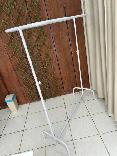 ARARA DE CHÃO