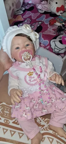Bebê reborn de silicone menina