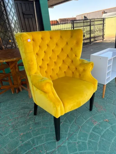 POLTRONA BERGER CLASSICA CAPITONE 750,00