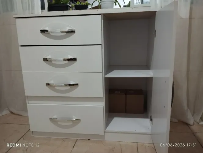 Cômoda