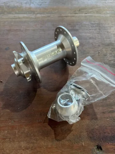 Cubo dianteiro para bicicleta