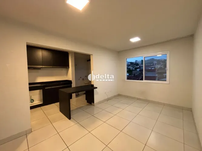 Apartamento com 2 quartos disponível para locação e venda no bairro Daniel Fonseca em Uber