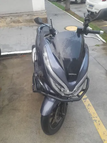 Vendo PCX DLX 150 NOVAAA