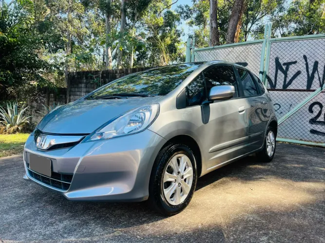 Honda Fit LX 1.4/ 1.4 Flex 8v/16v 5P Mec. 2014