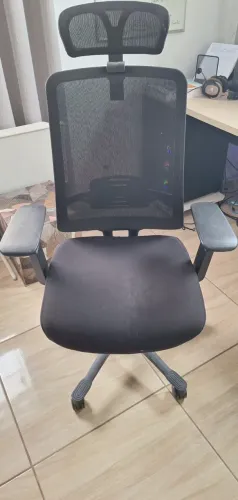 Cadeira de escritorio V1 Connect Giratória Ergonômica