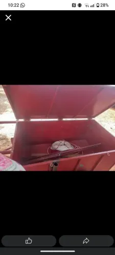 Carrinho com baú 