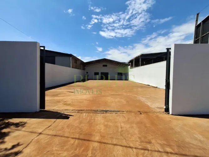 Imóvel para locação no Residencial Recanto do Bosque com uma área útil de 255m²
