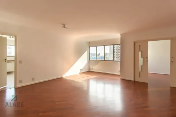 Cobertura para venda em Campo Belo com 4 quartos, sendo 2 suítes, 195m²