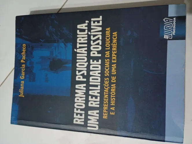 Livro Pouquíssimo ultilizado
