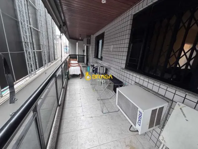 Apartamento : / Residencial / Vila da Penha
