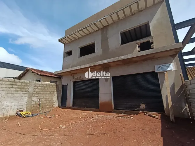 Loja disponível para locação no bairro Laranjeiras em Uberlândia-MG.