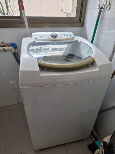 Maquina de lavar roupa