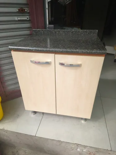 Gabinete com balcão de cozinha