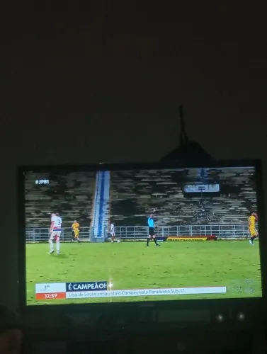 Televisão de led 42 polegadas