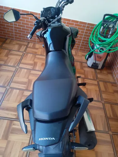 Honda CG 160 Titan 2024 - Apenas 11.700 km