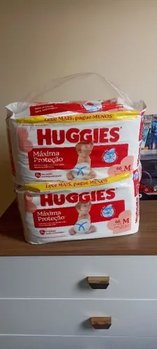 Fralda Huggies M