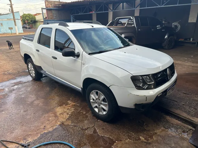 Renault Duster Oroch Exp. 1.6 Hi-flex 16V Mec. 2020