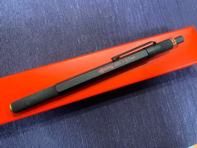 Lapiseira Rotring 800 0.7mm Preta - Nova, Nunca Usada (Com Caixa)