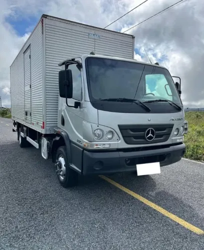 MERCEDES-BENZ ACCELO 815 2022 - BAÚ