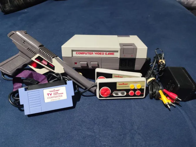 " Nintendo Nes " Famiclone Creation DY636 pistola zapper bem conservado Mario Donkey kong