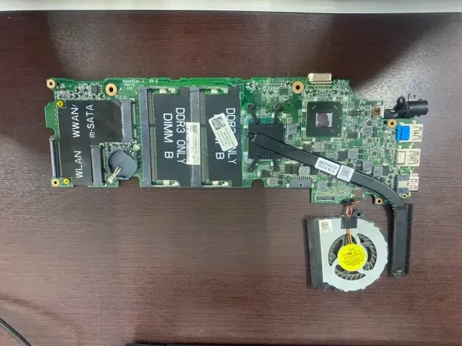Placa Mãe Dell Vostro 3360 I7-3537U DA0V07MBAD1- Leia descrição