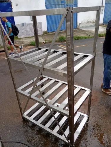 Estante inox bruta câmera fria