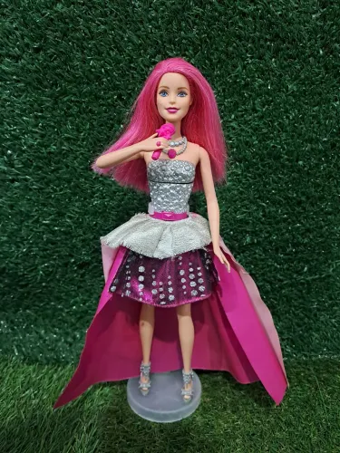 Barbie rock'n royals