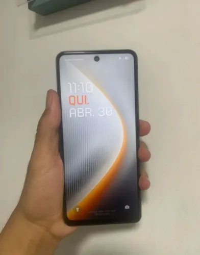 Celular pova 7
