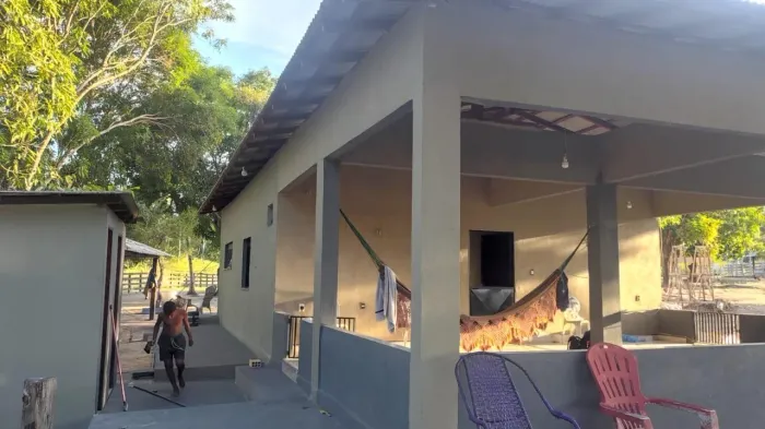 Vende-se ou TROCA-se fazenda Porteira fechada