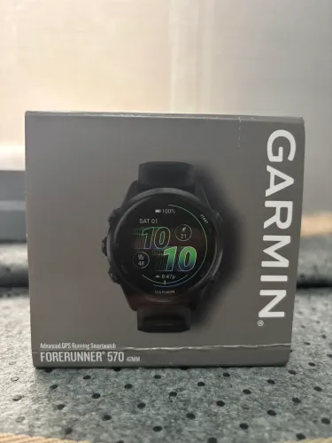 Garmin Forerunner 570 42mm (Novo)