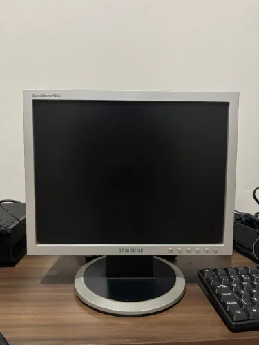 Monitor Sansung 15 polegadas Syncmaster 540n LCD 