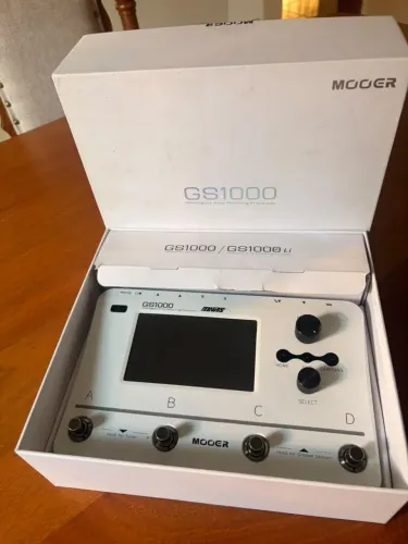 Pedaleira Mooer Gs1000 Cacau Santos Branco
