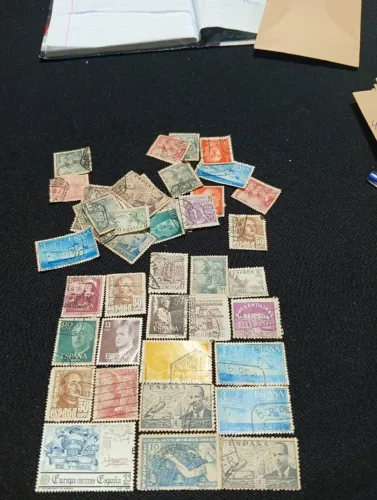Vendo selos antigos da Espanha 